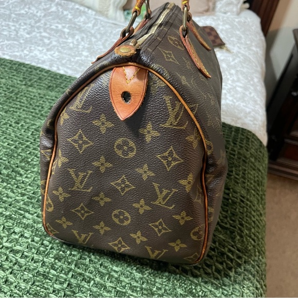 Louis Vuitton Classic Speedy 30 - Picture 3 of 7